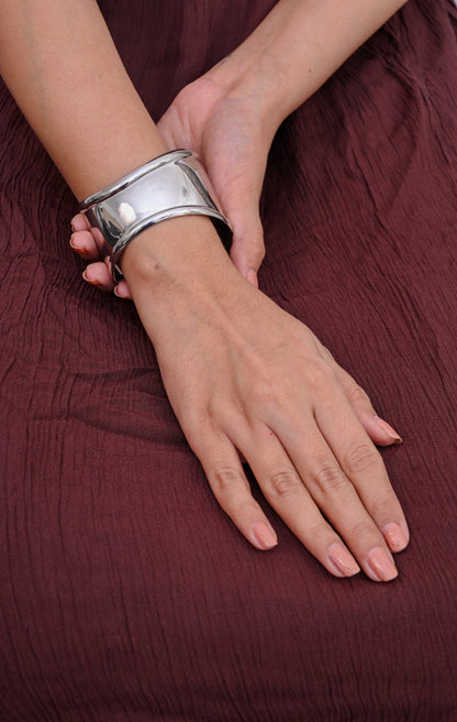 Silver Adjustable Hand Cuff Bracelet