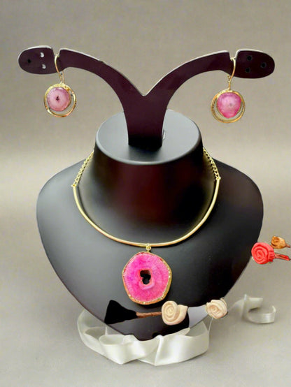 Natural Cosmos Purpurite Stone Pendent Necklace Set