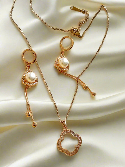 Hypoallergenic Moon Stone AD Studded Chain Pendent
